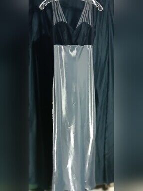 All That Jazz Vintage Black Velvet/ Silver Shimmer Maxi Dress  Size 3